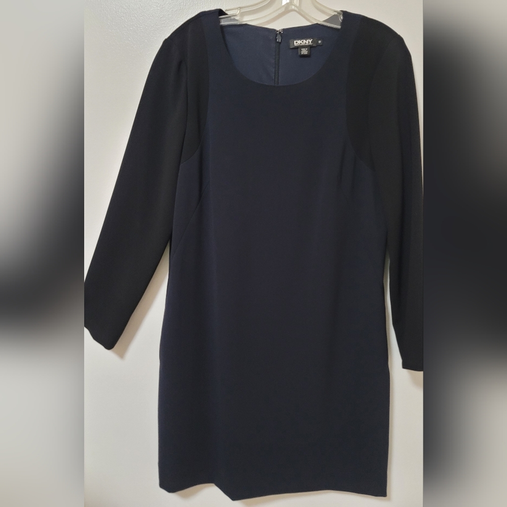 DKNY Dress Navy Blue Colorblock Long Sleeve Classic Shift Pockets Womens Size 10